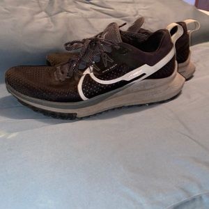 Nike trail running shoes